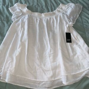 Crown & Ivy top